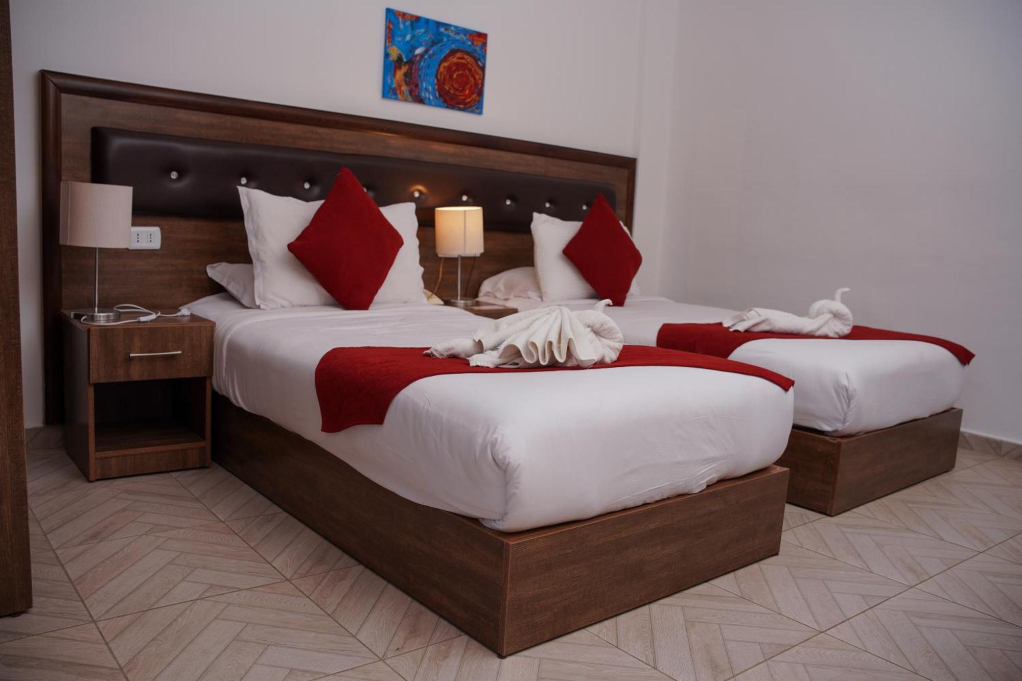 Hotel Corner Petra