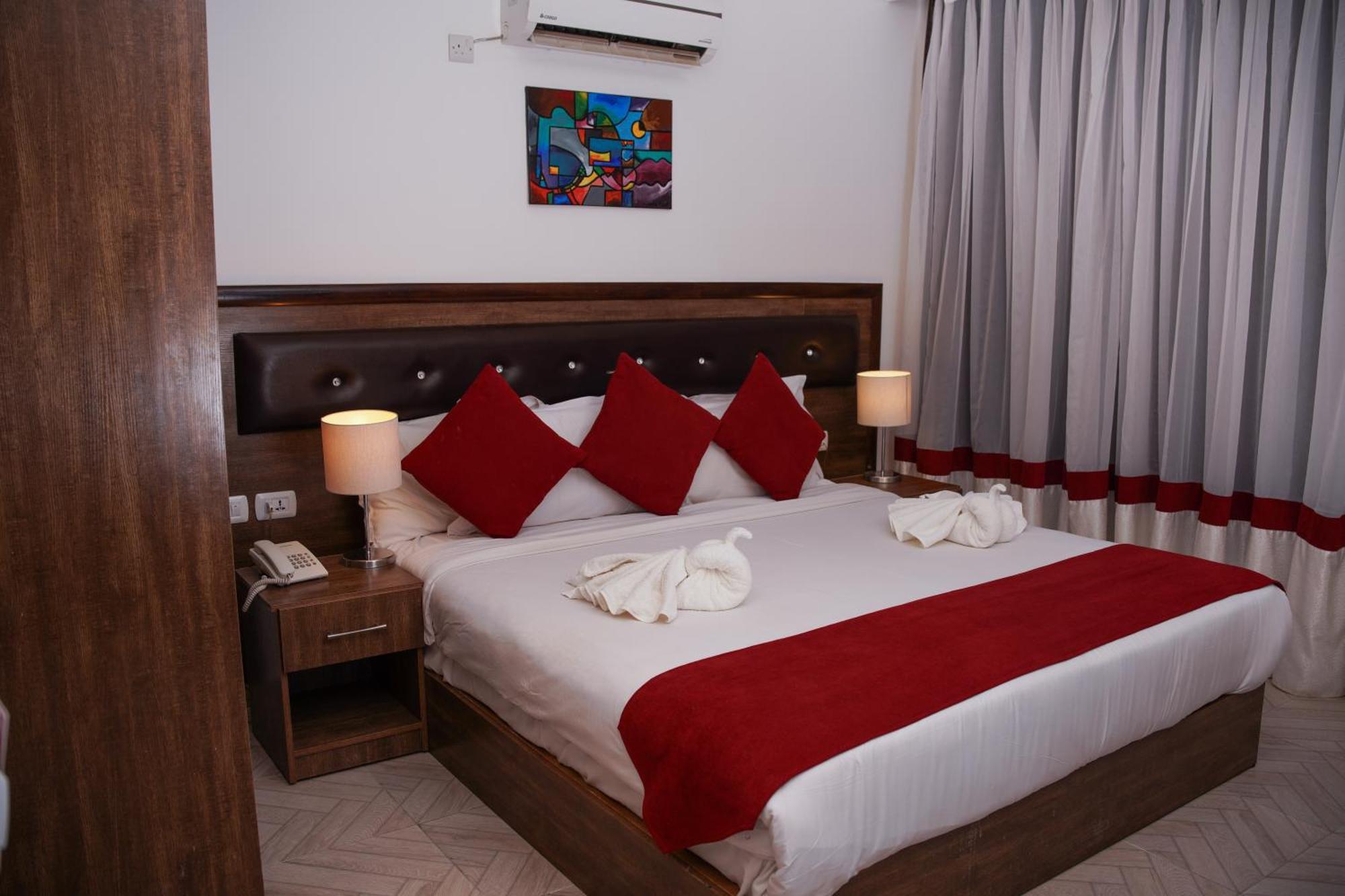 Hotel Corner Petra